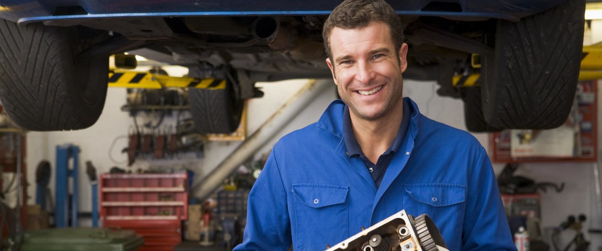 Access to Repair Shops and Mechanics: Benefits of Joining a Car Club
